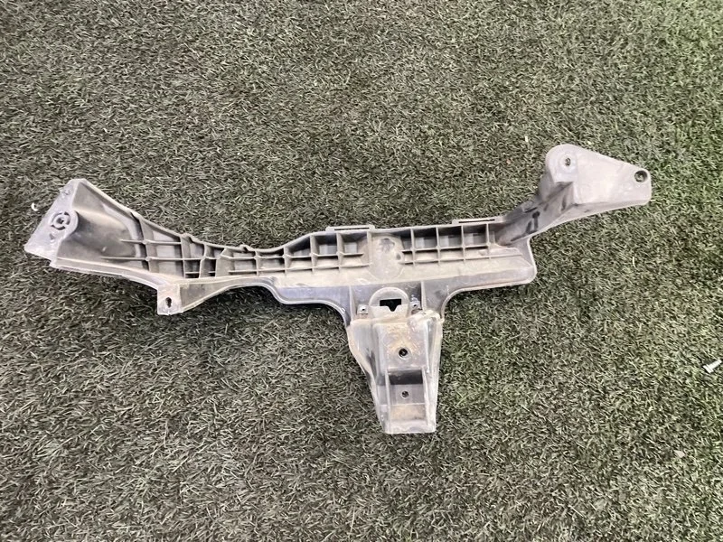 Кронштейн фары BMW X3 E83