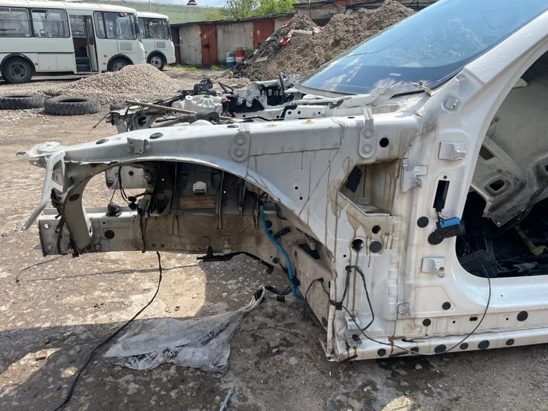 Лонжерон BMW 5 2011 F11