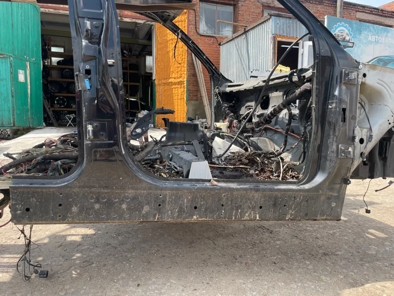 Порог кузова BMW X5 2003 E53