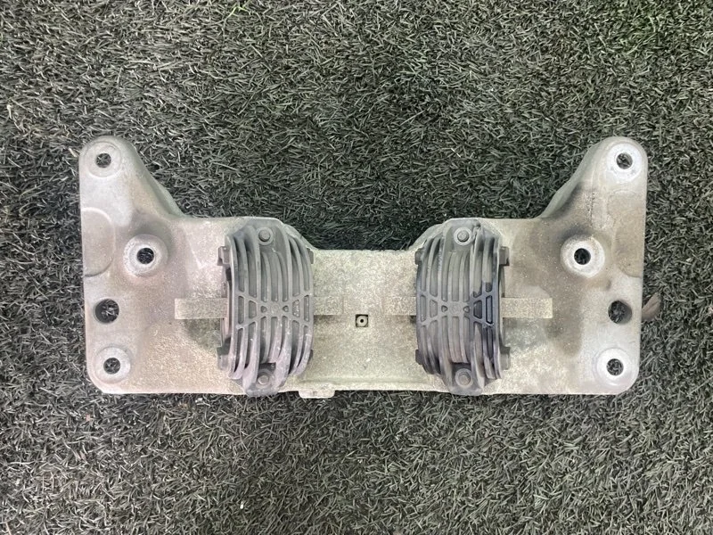 Подушка акпп BMW 5 2012 F10