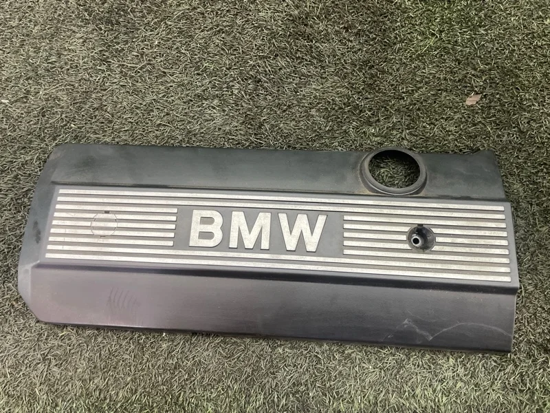 Декоративная крышка двигателя BMW X5 2001 E53