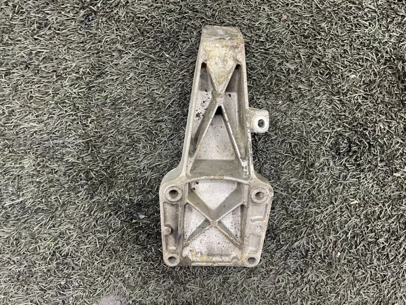 Кронштейн двигателя BMW X3 2004 E83