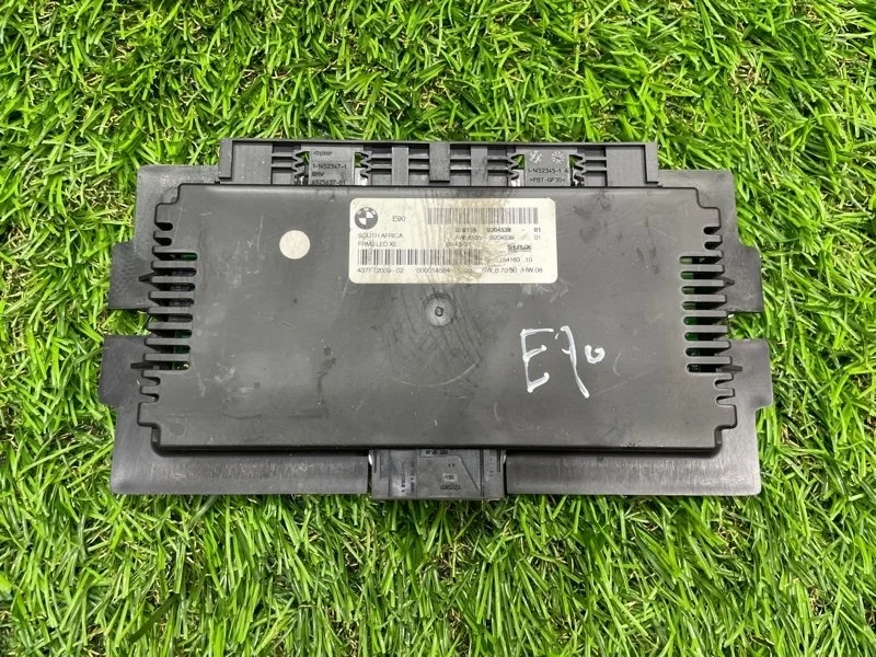 Блок света frm BMW 3 2010 e90