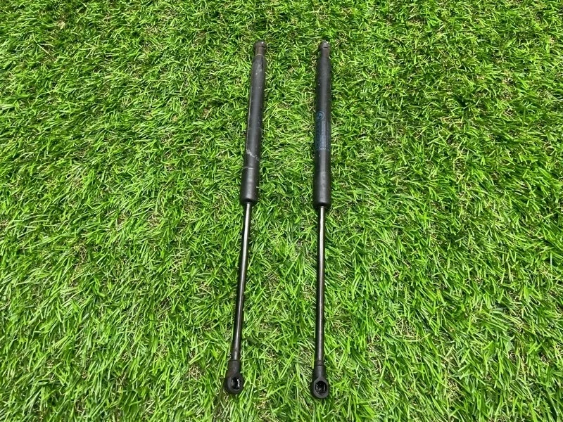 Амортизатор капота BMW 3 e92