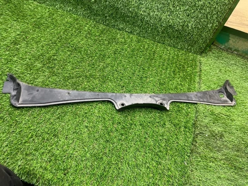 Жабо лобового BMW 5 2004 E60