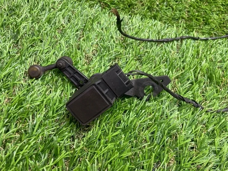 Датчик высоты дорожного просвета BMW X5 2006 E53