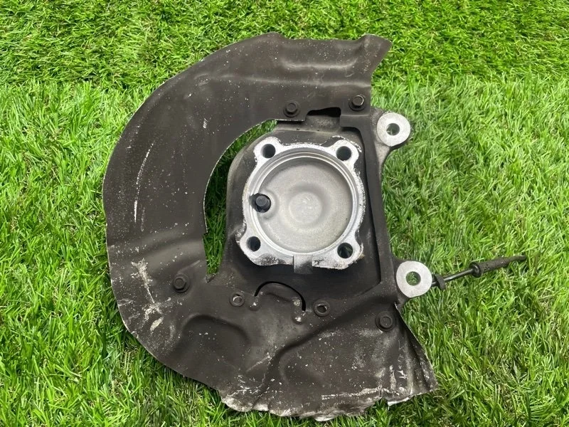 Кулак поворотный BMW 5 2004 E60