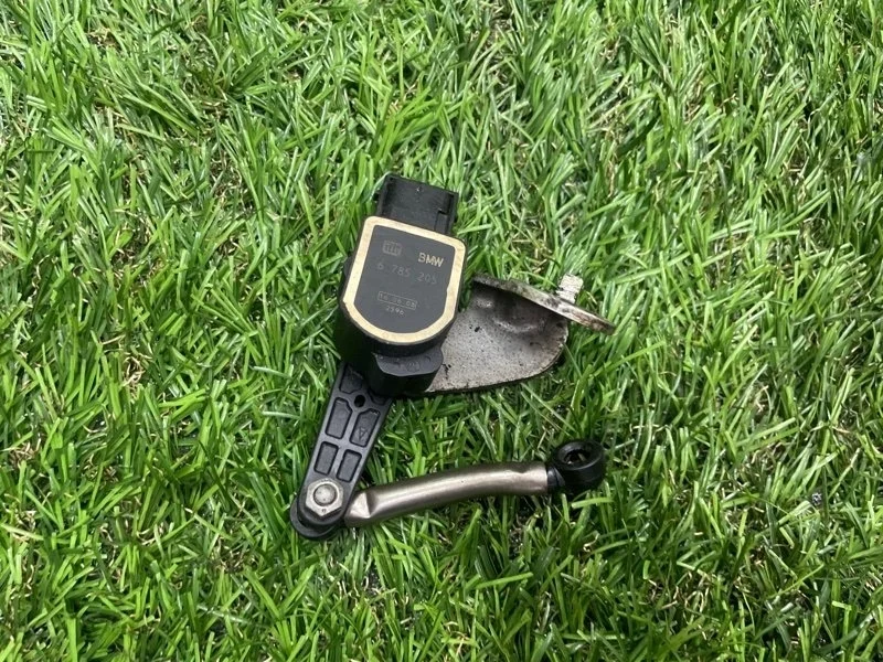 Датчик высоты дорожного просвета BMW 1 E87