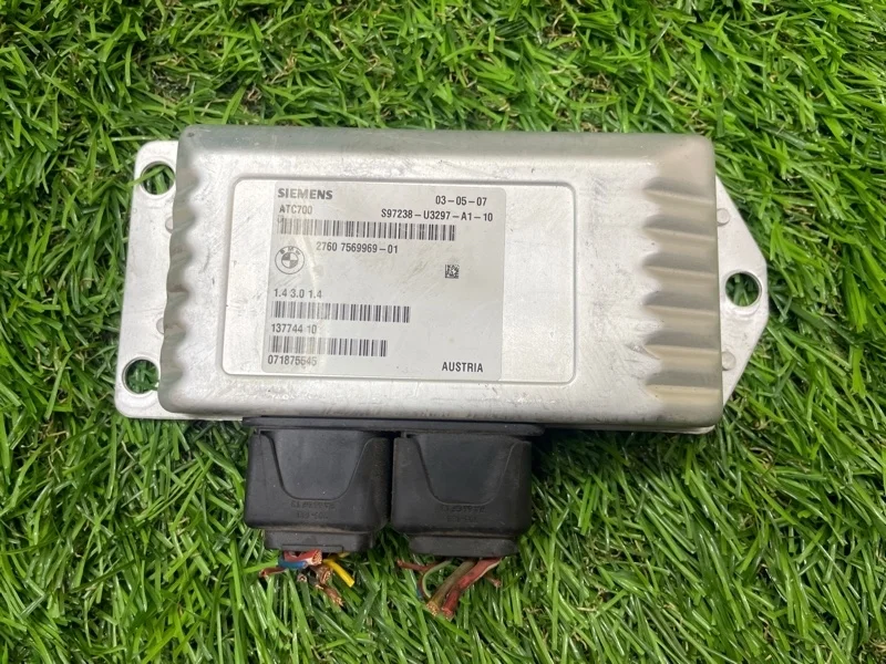 Блок управления раздаточной коробкой BMW X5 2009 e70