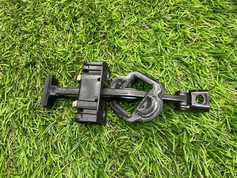 Ограничитель двери BMW 5 2016 F10