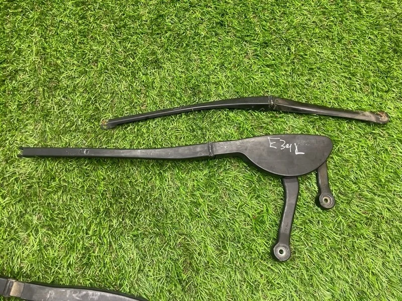 Поводок дворника BMW 5 e39