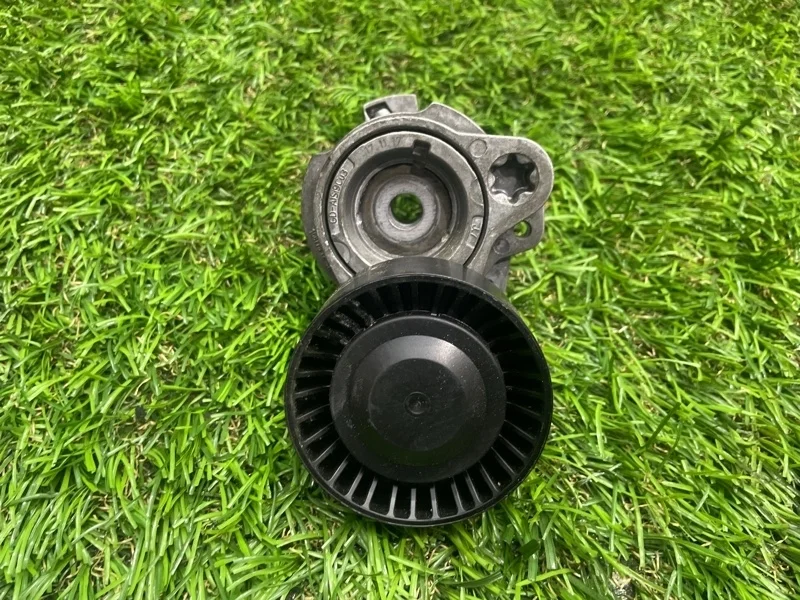 Ролик натяжной навесного оборудования BMW X5 2008 e70