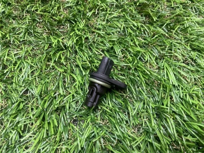 Датчик положения распредвала BMW X5 2012 e70