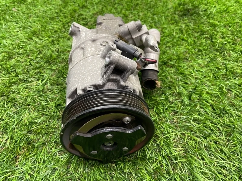 Компрессор кондиционера BMW 3 2010 e90