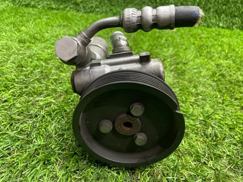 Насос гидроусилителя руля BMW 5 2004 E60