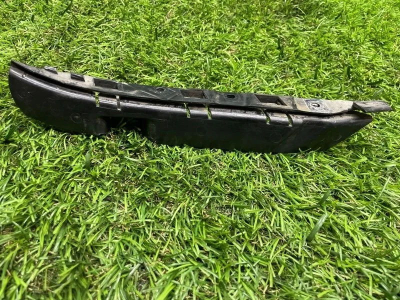 Кронштейн бампера BMW 5 2005 E60