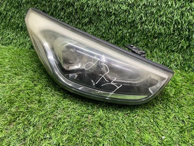 Фара галогеновая Hyundai Ix-35