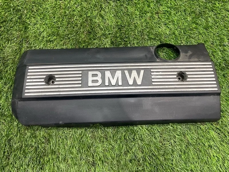Декоративная крышка двигателя BMW 3 E46