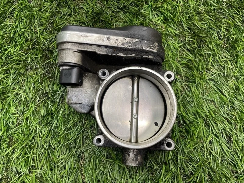 Дроссельная заслонка BMW X5 2002 E53