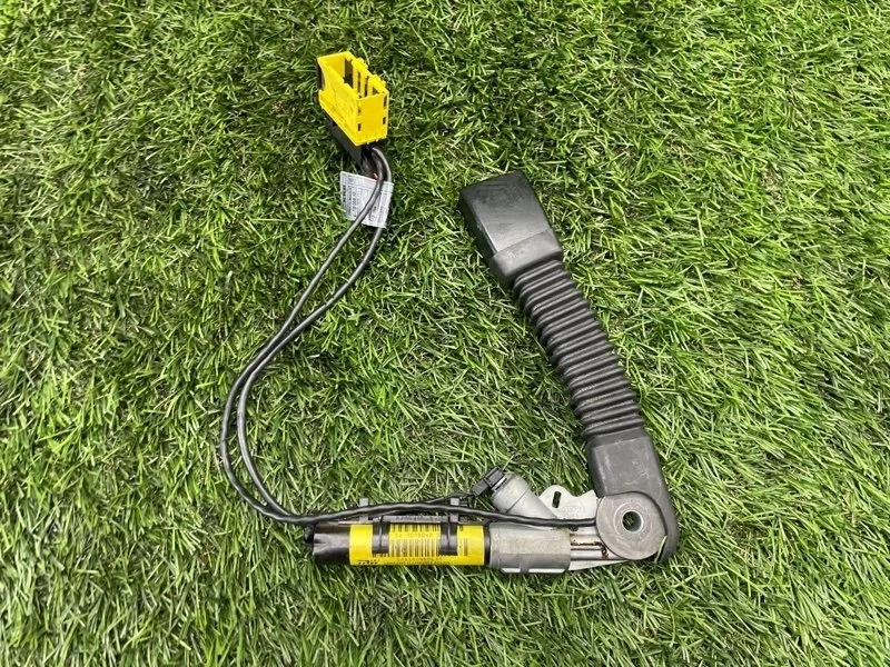 Замок ремня безопасности BMW X5 2006 E53