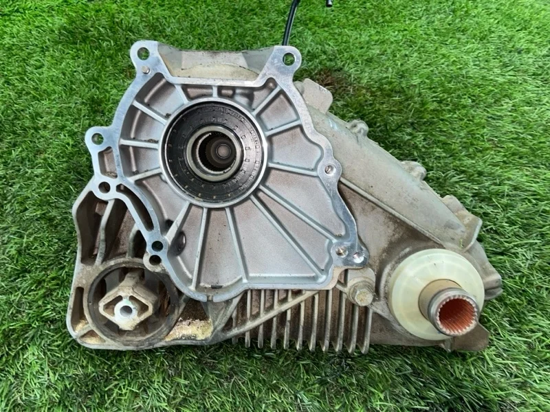 Раздаточная коробка Bmw X5 2006 27107555295 E53 M54B30