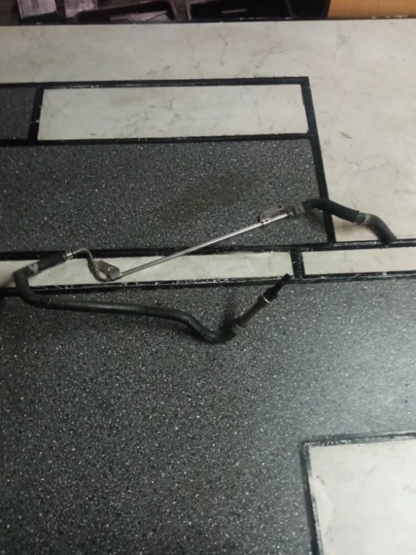 Шланг топливный Skoda Octavia A5