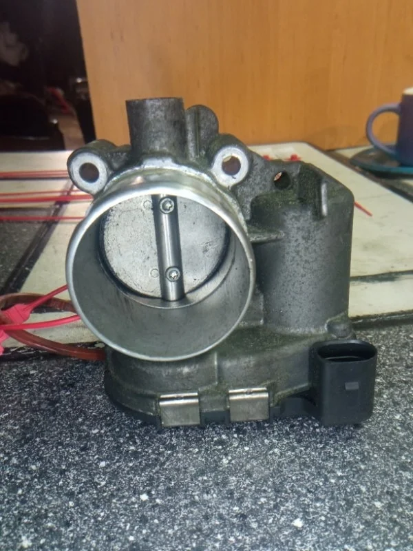 Дроссельная заслонка Ford Focus