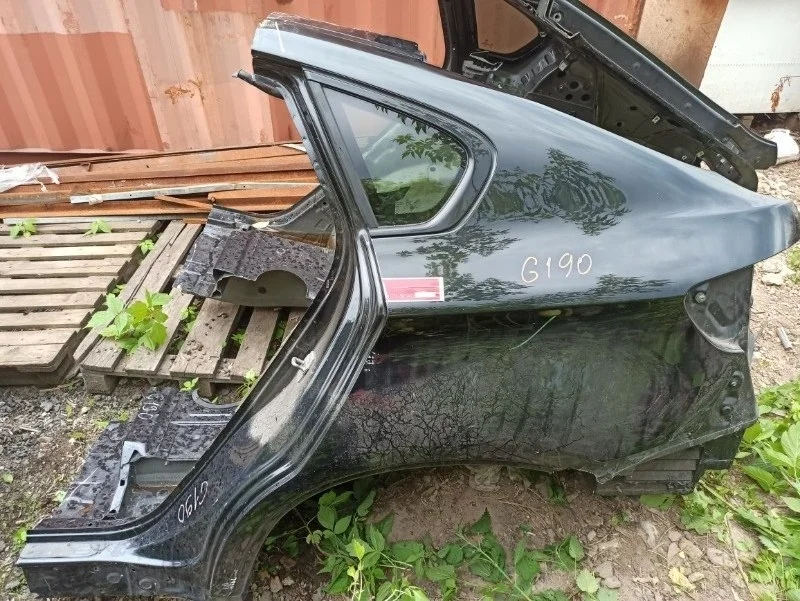 Четверть задняя BMW E71