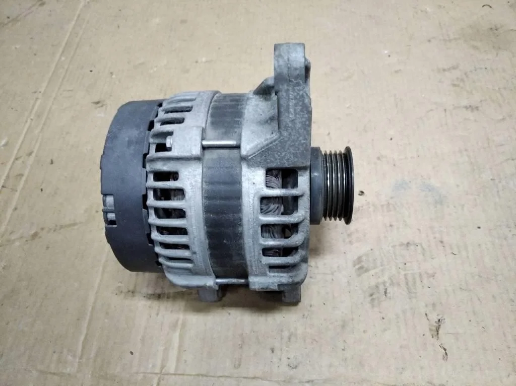 Генератор Mercedes-Benz