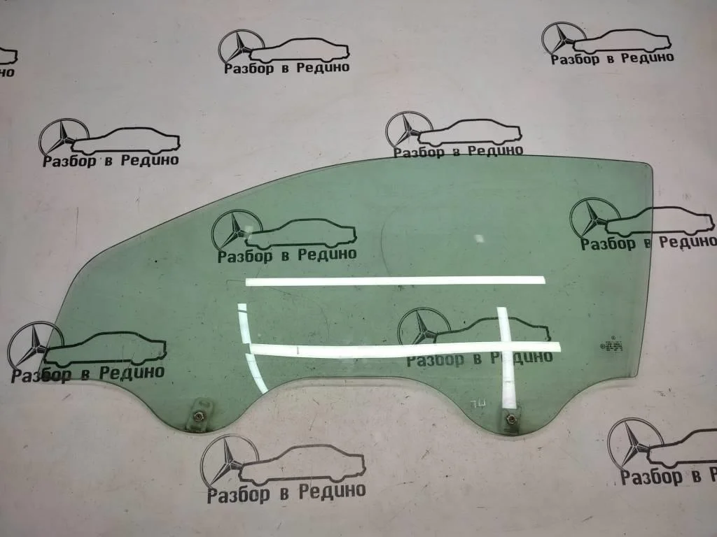 Стекло переднее левое Mercedes-Benz