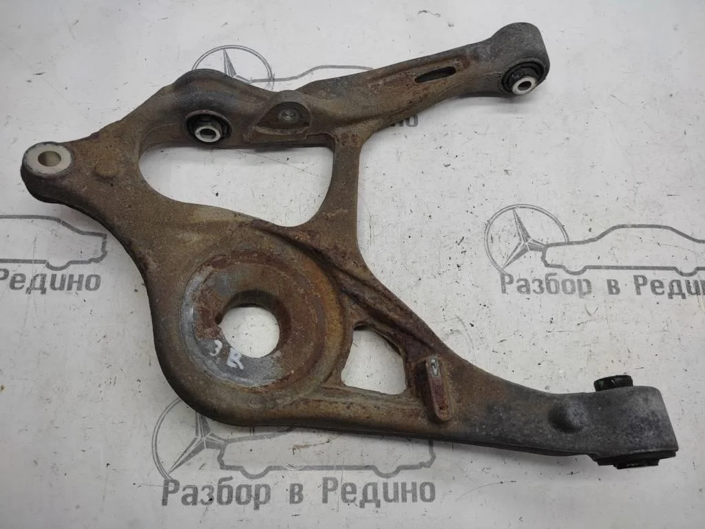 Рычаг задний Mercedes-Benz