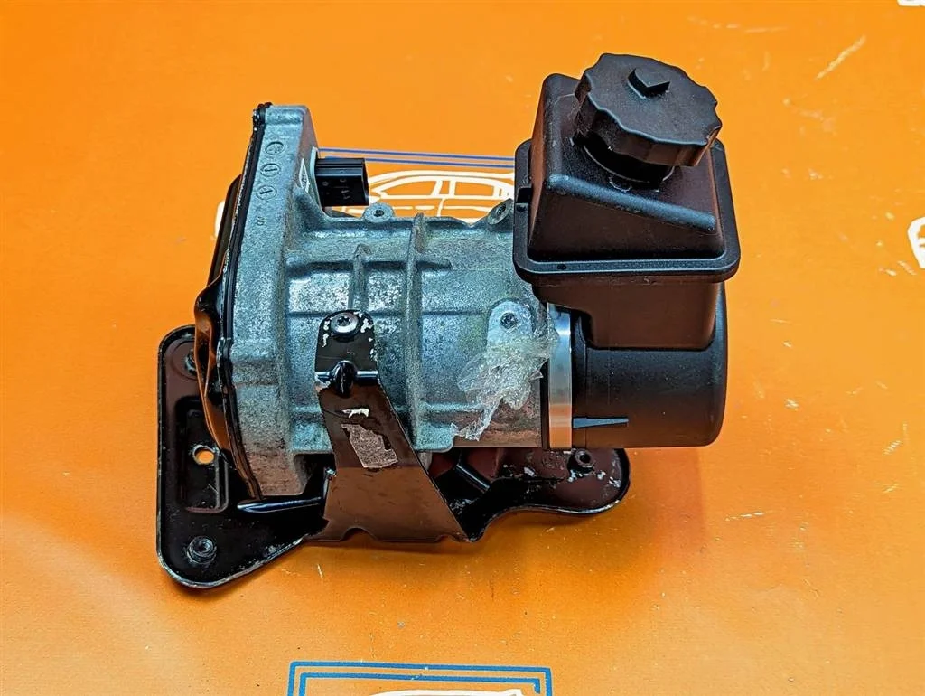 ЭГУР Mercedes-Benz