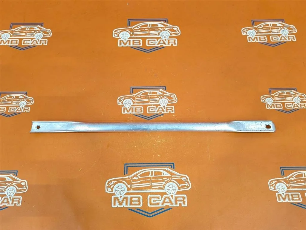 Распорка Mercedes-Benz