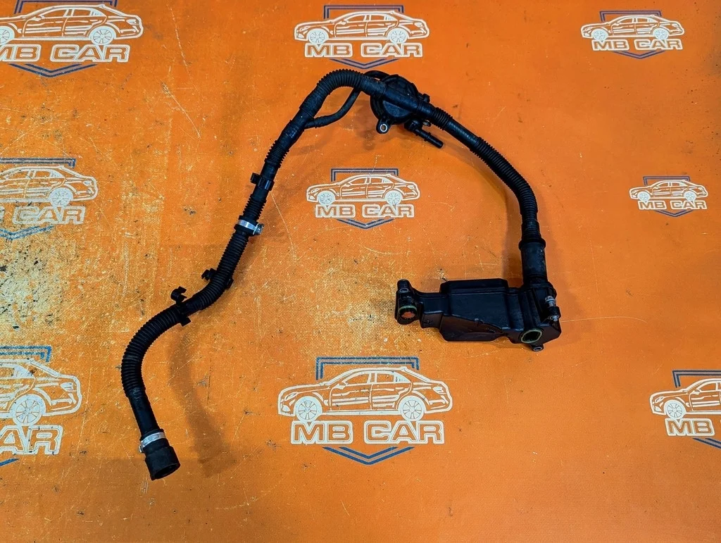 Маслоотделитель Mercedes-Benz