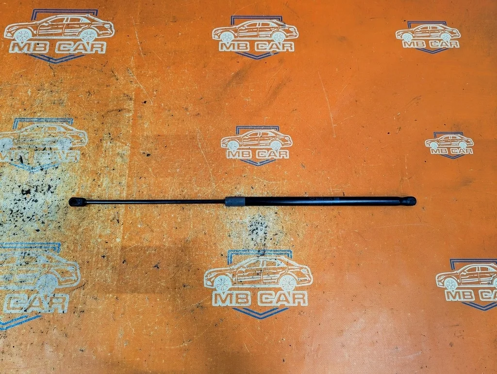 Амортизатор капота Mercedes-Benz