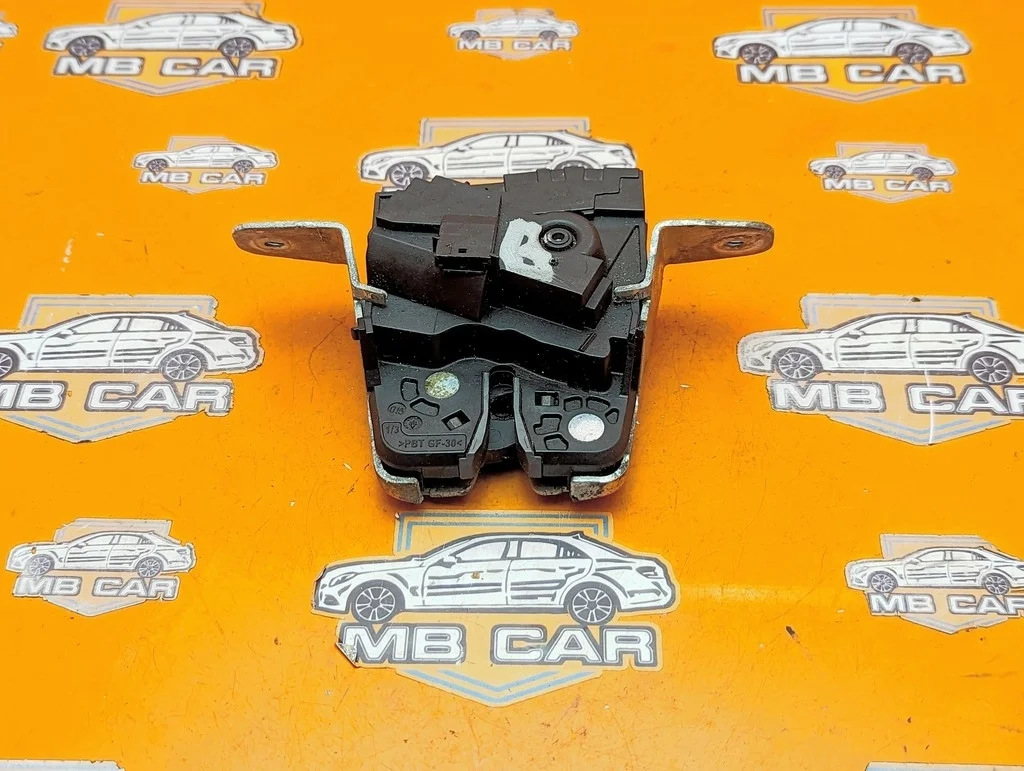 Замок багажника Mercedes-Benz