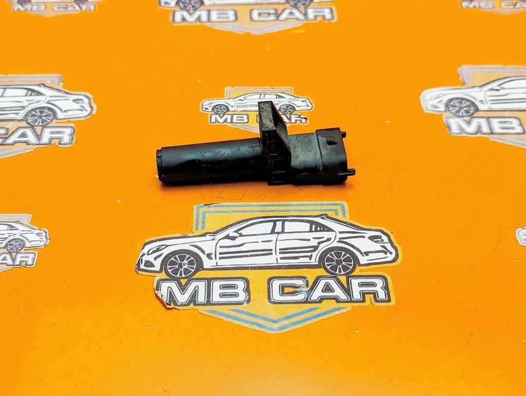 Датчик коленвала Mercedes-Benz