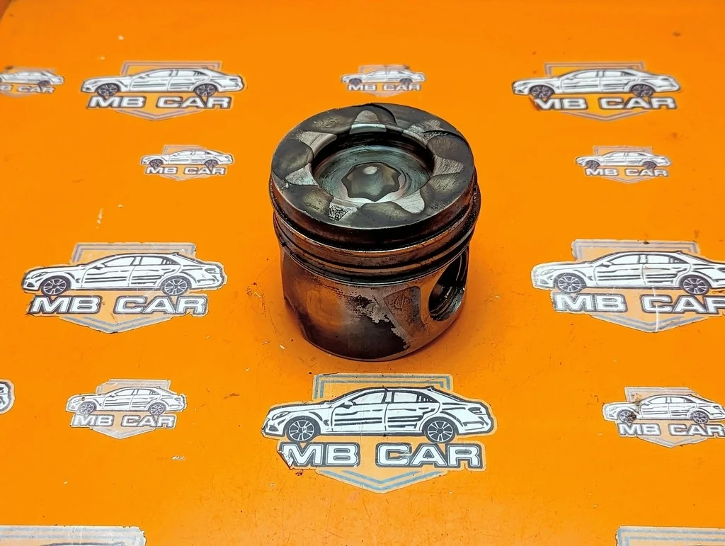 Поршень дизель Mercedes-Benz