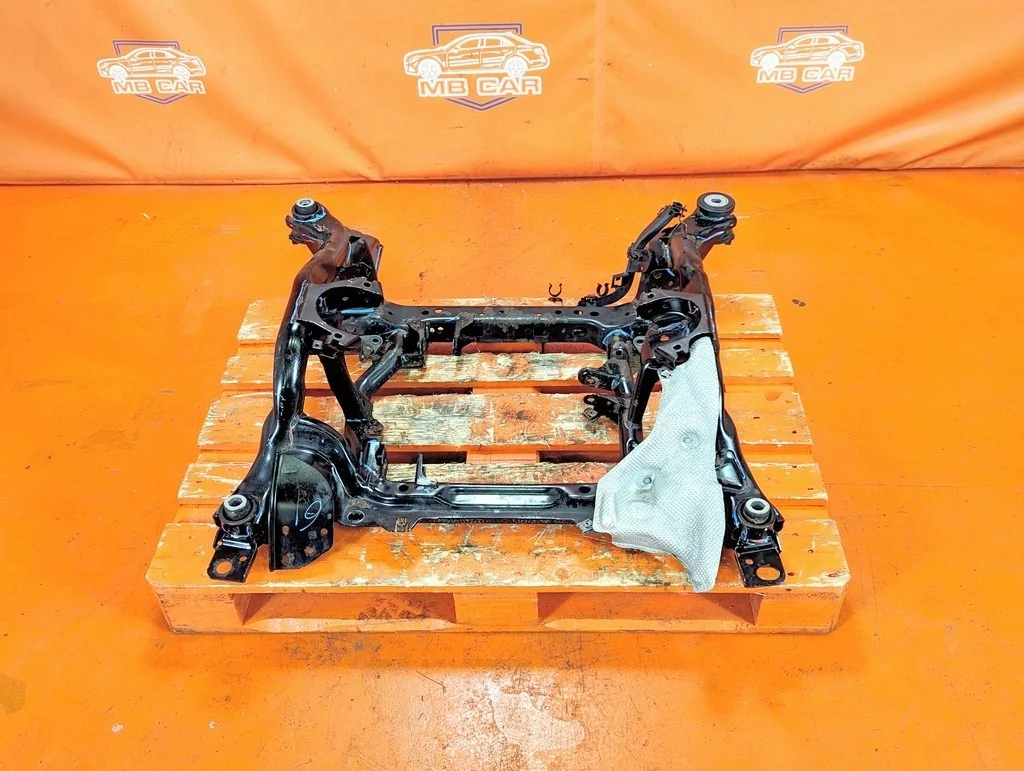 Подрамник передний Mercedes-Benz