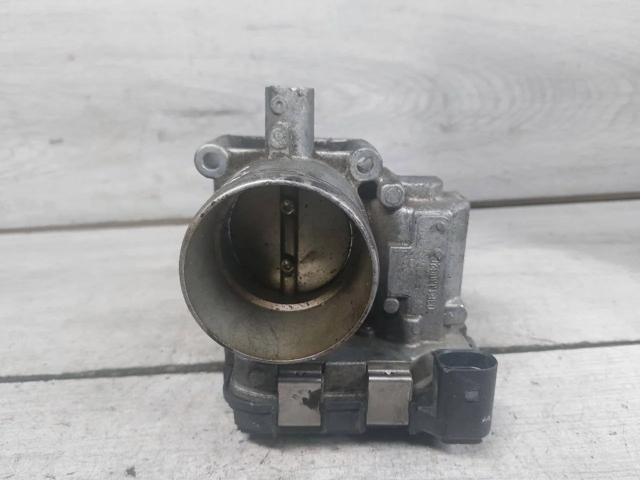 дроссельная заслонка Volkswagen Golf 7