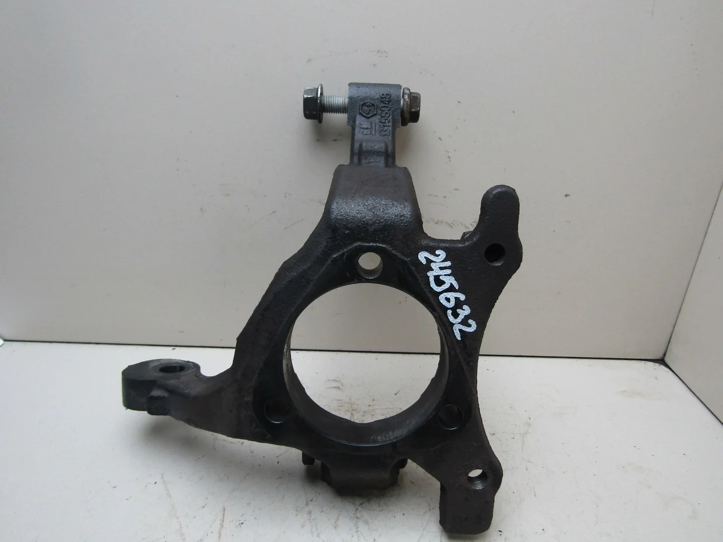 Кулак поворотный передний правый Opel Astra H \ Family 2004-2015  [13156042]  в Вологде