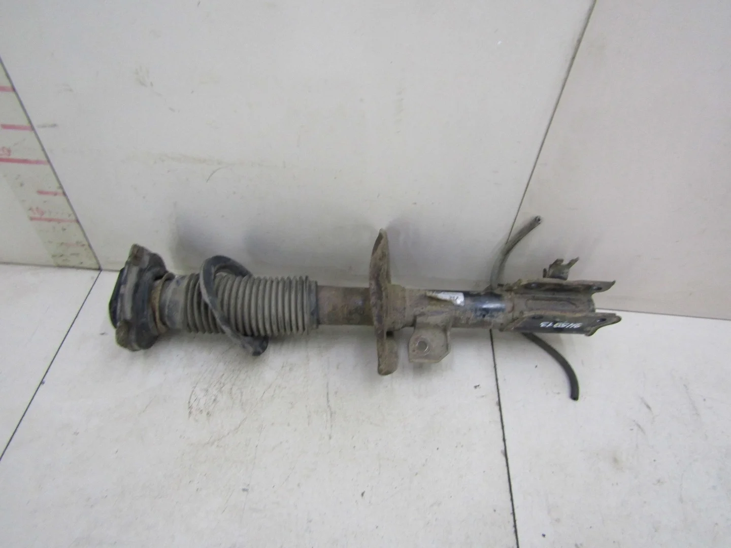 Амортизатор передний правый Nissan X-Trail (T31) 2007-2014  [E43021DA1A]  2.0 MR20DE в Вологде