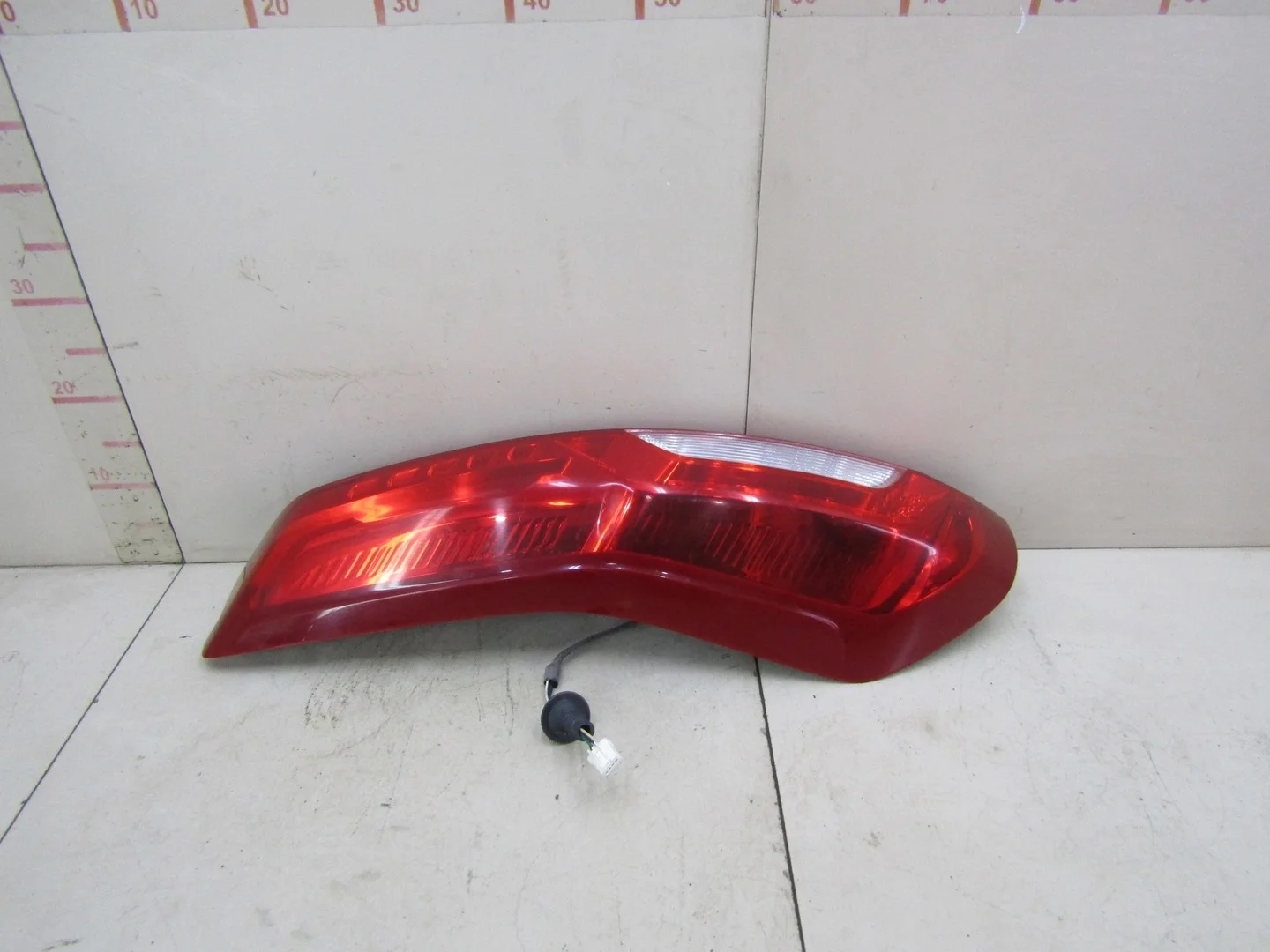 Фонарь задний левый Nissan X-Trail (T31) 2007-2014  [265553UB0A]  2.0 MR20DE в Вологде