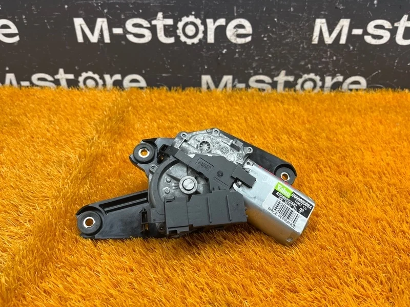 Мотор стеклоочистителя Mercedes-Benz Glk-Class 2010 A2048202442 X204 272.948, задний