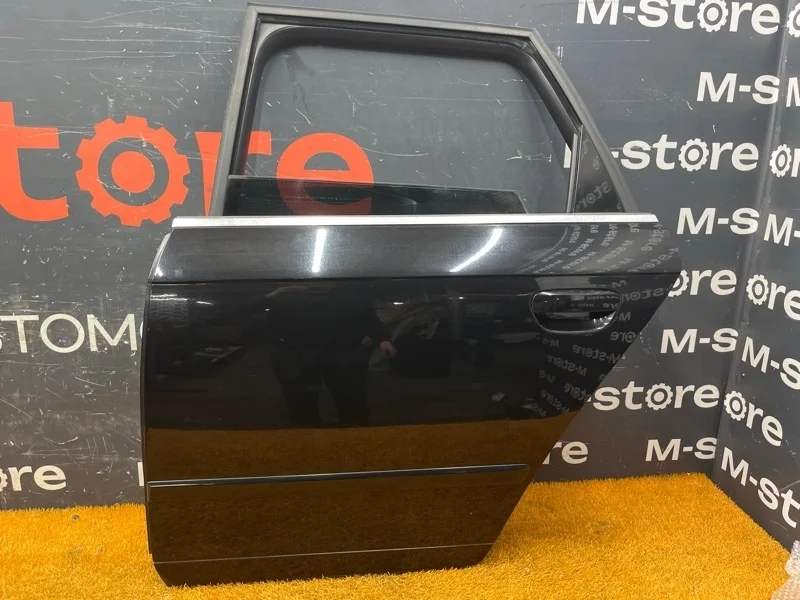 Дверь Audi A4 2008 8E0833051J B7/8E ALT, задняя левая