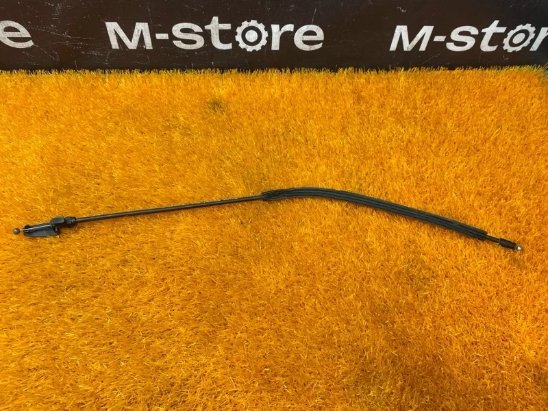 Трос капота Volkswagen Tiguan 2013 5N0823531A 5N CTHA