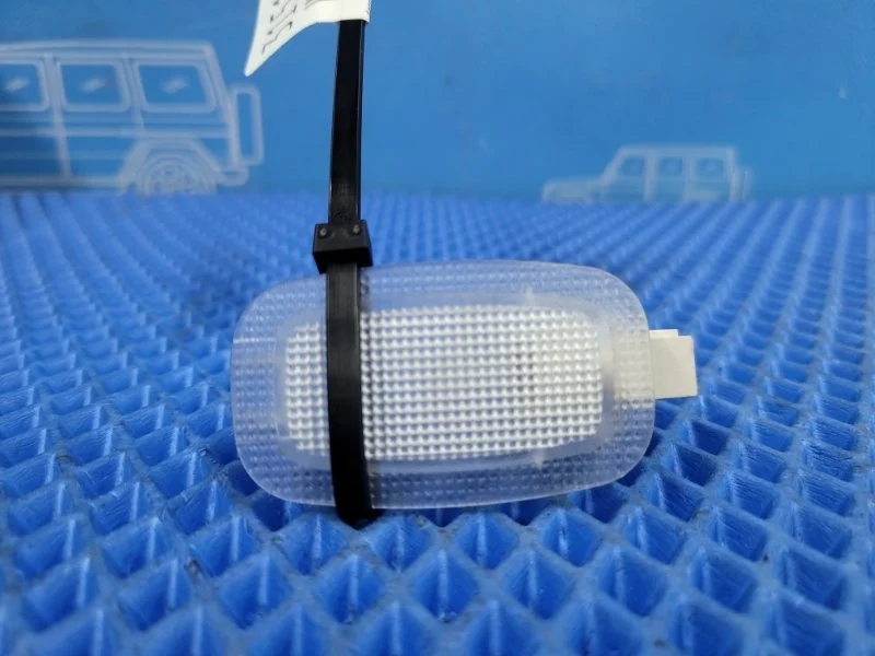 Плафон освещения Mercedes-Benz S-class W221