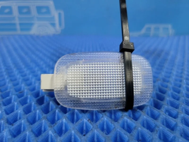 Плафон освещения Mercedes-Benz S-class W221