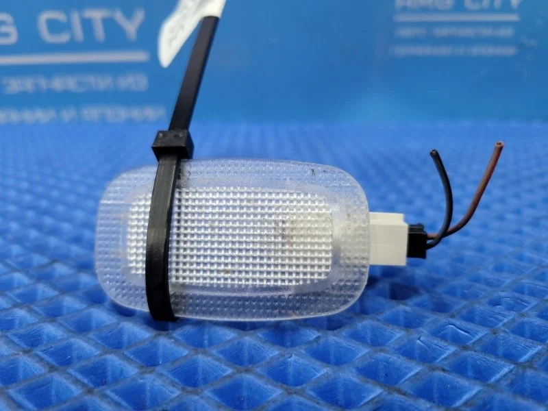 Плафон освещения Mercedes-Benz S-class W221