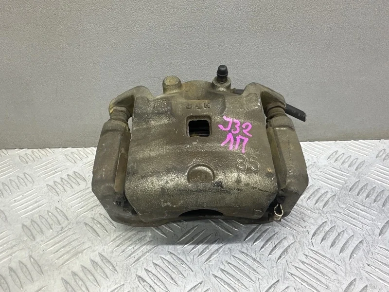 Суппорт Nissan Teana J32